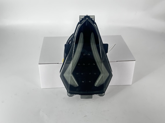 Yamaha YZF-R6尾燈 產品圖片